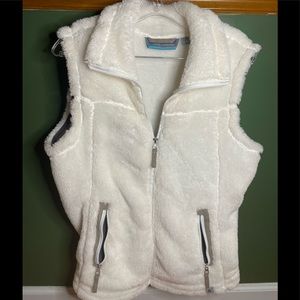 Ladies Size Large Faux Fur Vest